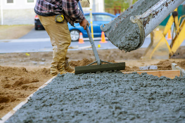 Best Residential Concrete Solutions in Pleasantville, IA